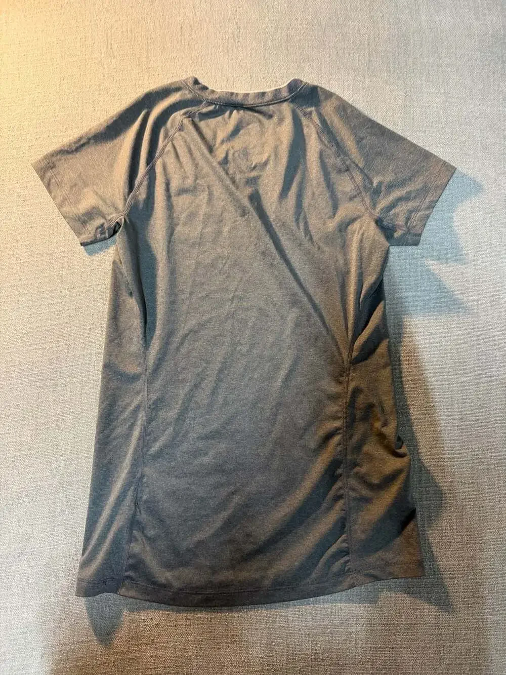 Nike Pro Combat Dri-FIT Gray V-Neck Athletic Fitted T-Shirt Size S